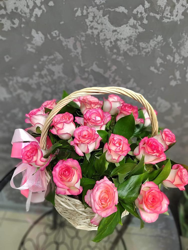 Цветочная композиция из Розы в корзине в Свободный