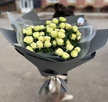 Букет Белые кустовые розы Солинеро в Свободный