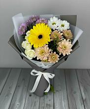 Букет цветов из:  Розы, Герберы и Хризантемы в Свободный