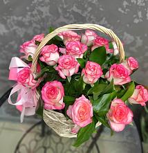 Цветочная композиция из Розы в корзине #REPLACE_PRED# Свободный