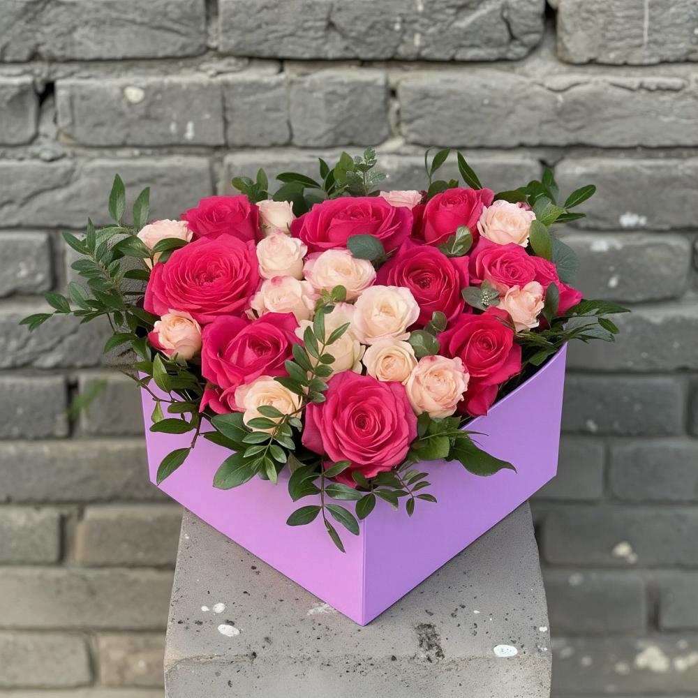 Цветочная композиция из Розы в коробке в Свободный