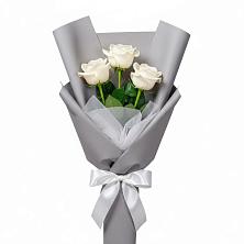 Букет 3 белые розы в Свободный