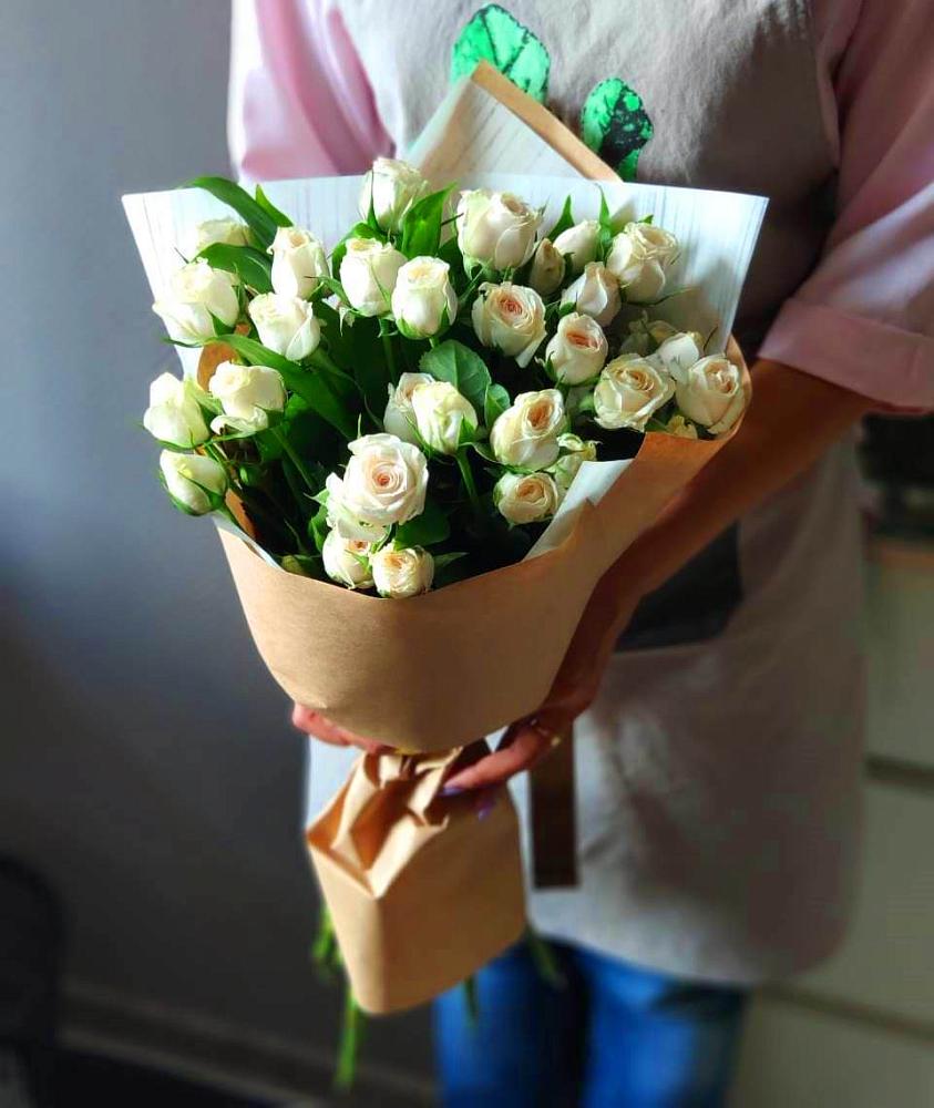 Букет цветов из: Розы в Свободный