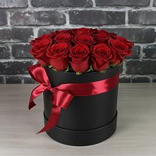 Цветочная композиция из Розы в шляпной коробке #REPLACE_PRED# Свободный