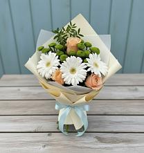 Букет цветов из:  Герберы, Розы и Хризантемы в Свободный