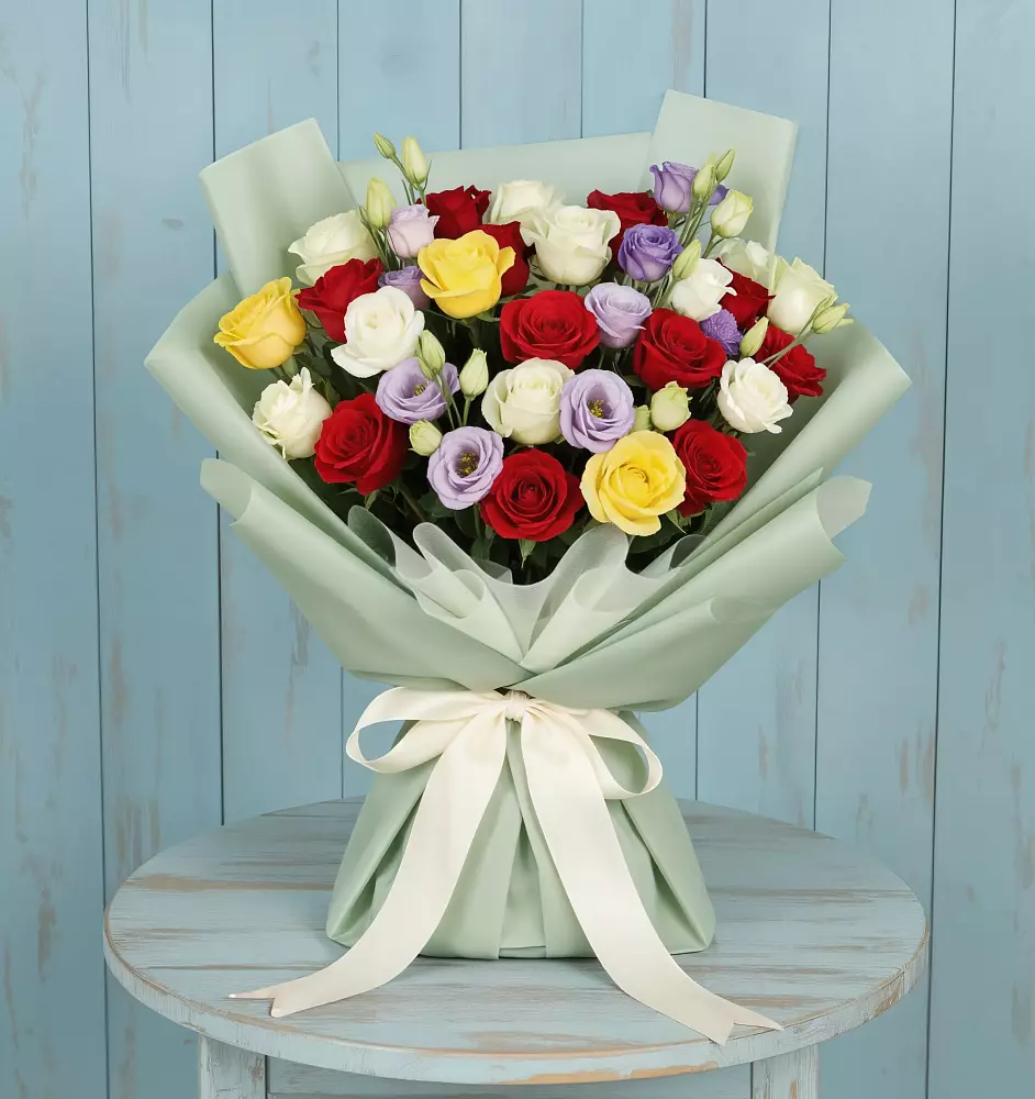 Букет цветов из: Розы в Свободный