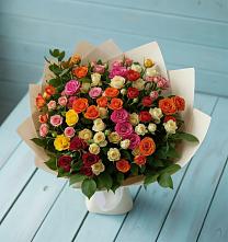 Букет Микс из разноцветных кустовых роз в Свободный