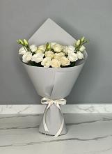 Букет цветов из:  Розы и Лизиантусы в Свободный